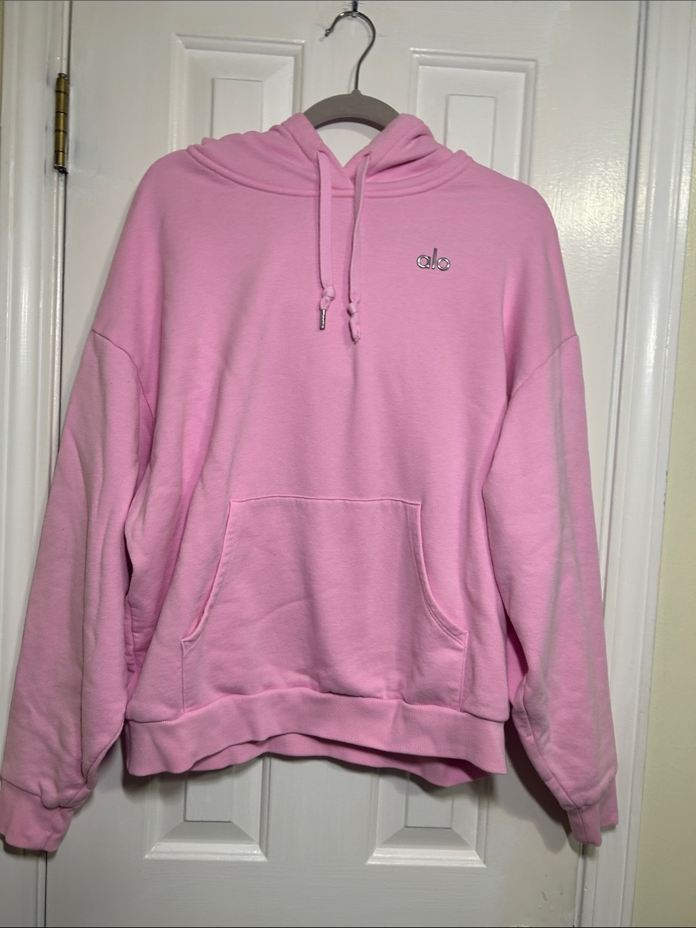 ALO Yoga Light Pink Crewneck Hoodie Sweater